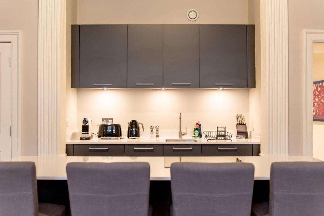 Joivy Exquisite Flat In The City Centre Edimburgo Esterno foto